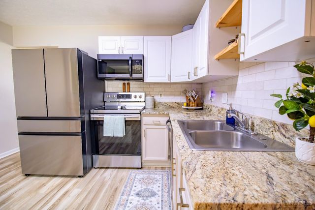 375 Woodsdale Drive, Monroe, OH 45050