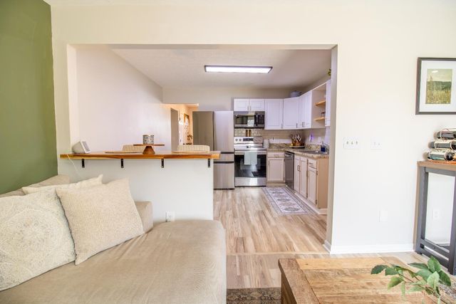 375 Woodsdale Drive, Monroe, OH 45050