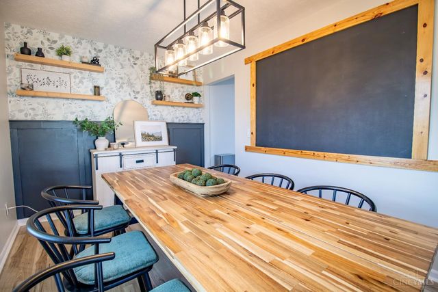 375 Woodsdale Drive, Monroe, OH 45050