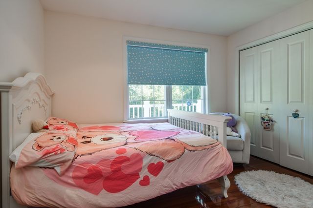 18 Pilgrim Rd, Ashland, MA 01721