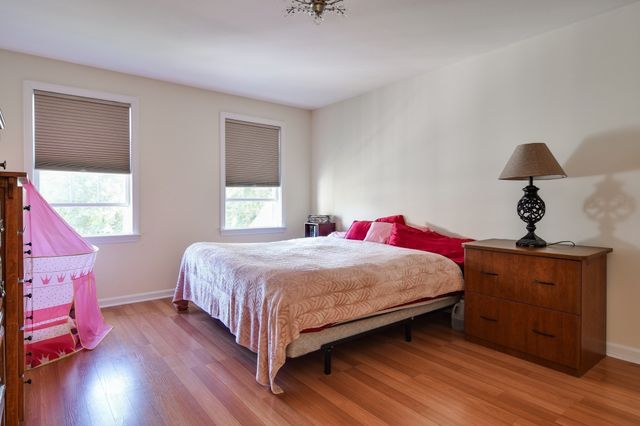 18 Pilgrim Rd, Ashland, MA 01721