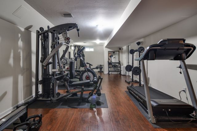 18 Pilgrim Rd, Ashland, MA 01721