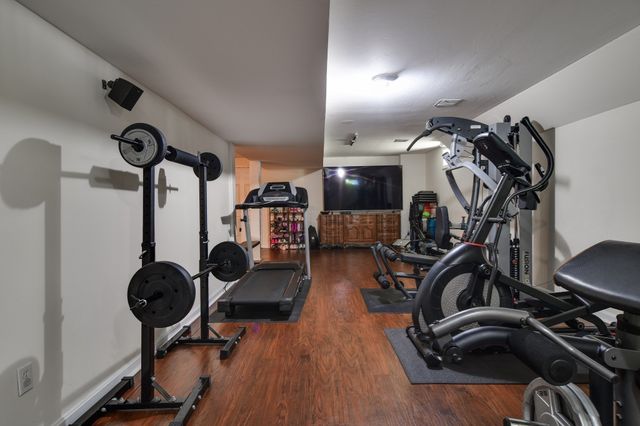 18 Pilgrim Rd, Ashland, MA 01721