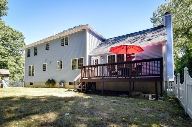 18 Pilgrim Rd, Ashland, MA 01721