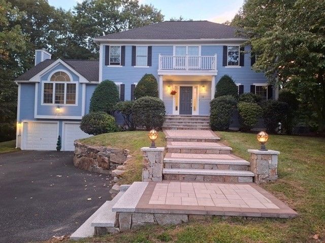 18 Pilgrim Rd, Ashland, MA 01721