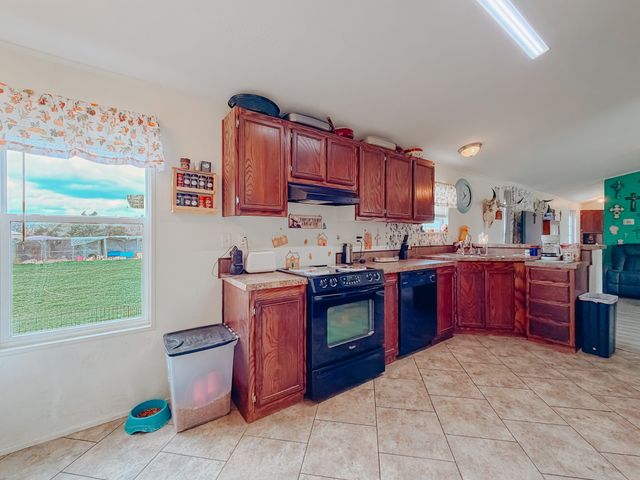 706 County Road 2260, Corsicana, TX 75109