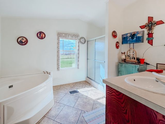 706 County Road 2260, Corsicana, TX 75109