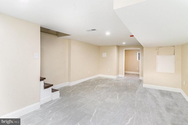 5637 RODMAN ST, Philadelphia, PA 19143