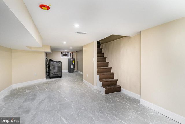 5637 RODMAN ST, Philadelphia, PA 19143