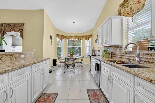 5374 NW 57th Avenue, Coral Springs, FL 33067