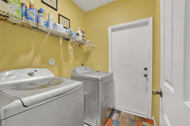 5374 NW 57th Avenue, Coral Springs, FL 33067