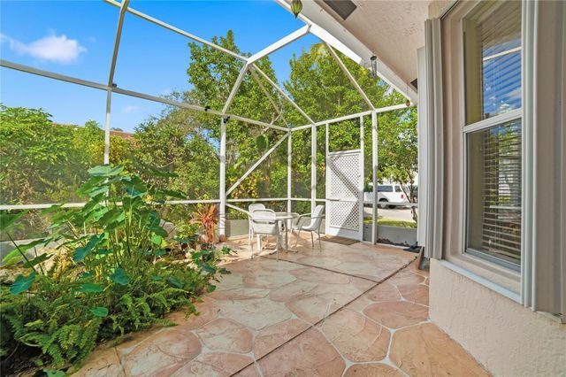 5374 NW 57th Avenue, Coral Springs, FL 33067