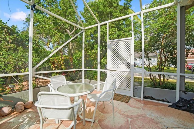 5374 NW 57th Avenue, Coral Springs, FL 33067
