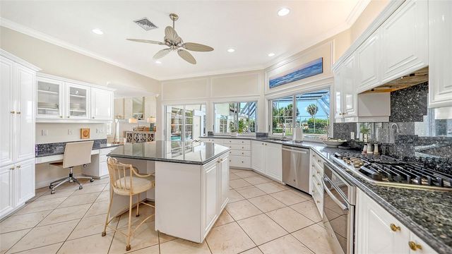 3988 LOSILLIAS DRIVE, Sarasota, FL 34238