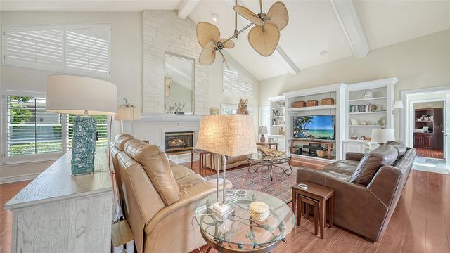 3988 LOSILLIAS DRIVE, Sarasota, FL 34238