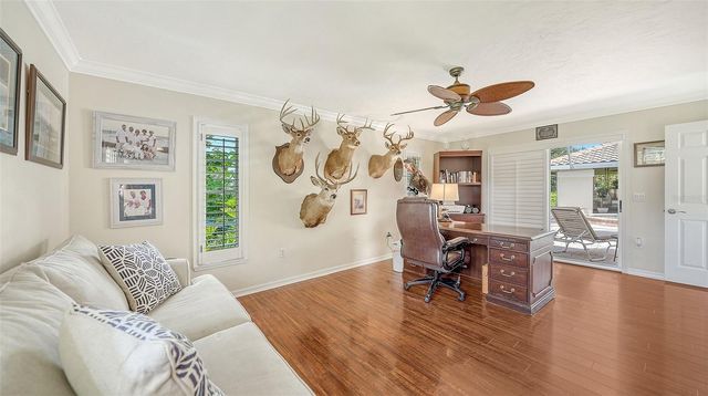 3988 LOSILLIAS DRIVE, Sarasota, FL 34238