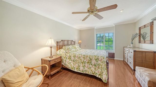3988 LOSILLIAS DRIVE, Sarasota, FL 34238