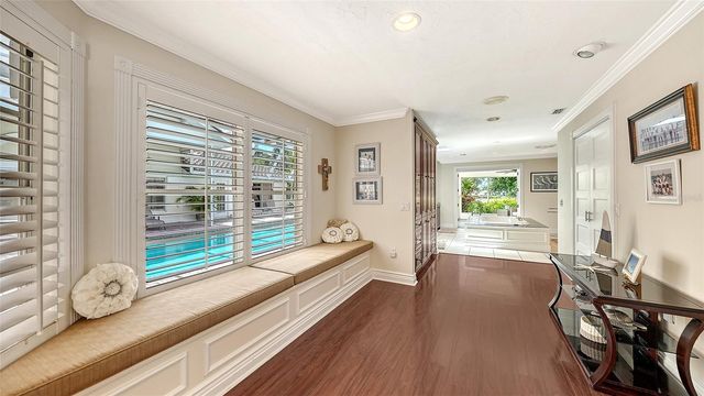 3988 LOSILLIAS DRIVE, Sarasota, FL 34238