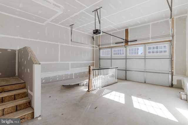 5719 HOWARD DR, Glen Burnie, MD 21061