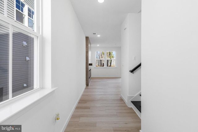 5719 HOWARD DR, Glen Burnie, MD 21061