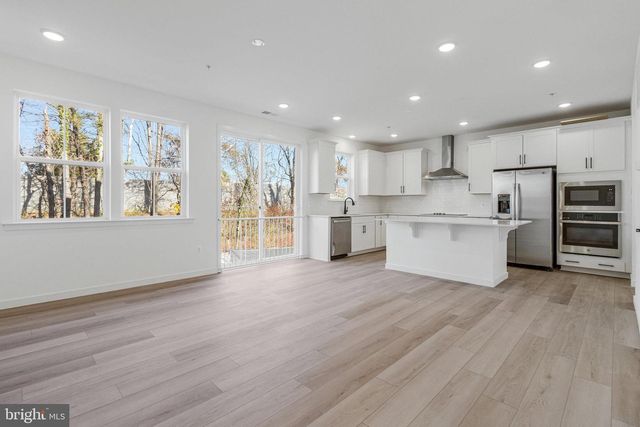 5719 HOWARD DR, Glen Burnie, MD 21061