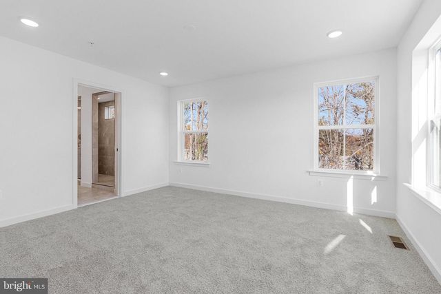 5719 HOWARD DR, Glen Burnie, MD 21061