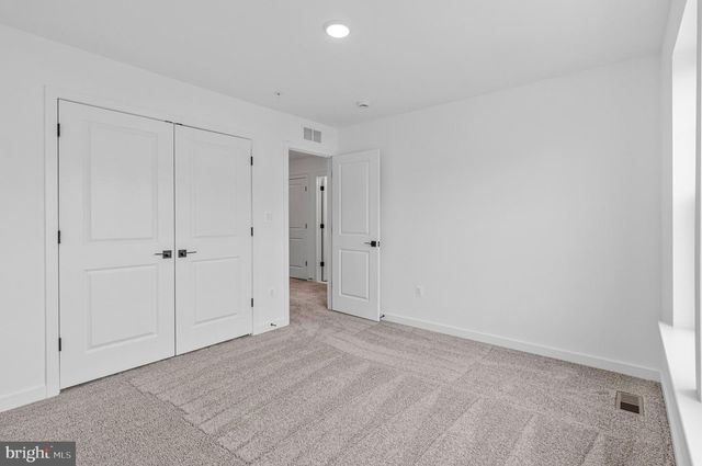 5719 HOWARD DR, Glen Burnie, MD 21061