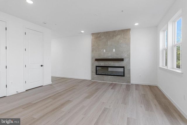 5719 HOWARD DR, Glen Burnie, MD 21061