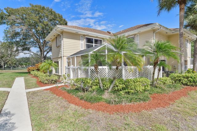 5704 Wheatley Court, Boynton Beach, FL 33436