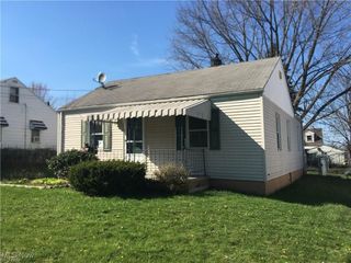 852 Marmion Avenue, Youngstown, OH 44502