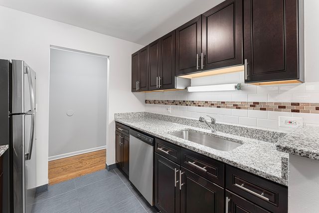 6001 N Kenmore Avenue 502, Chicago, IL 60660