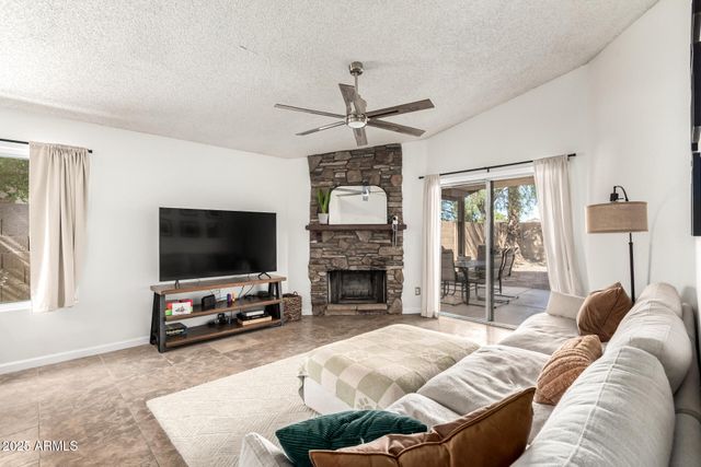 4126 E COVINA Street, Mesa, AZ 85205