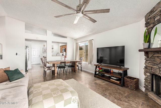 4126 E COVINA Street, Mesa, AZ 85205