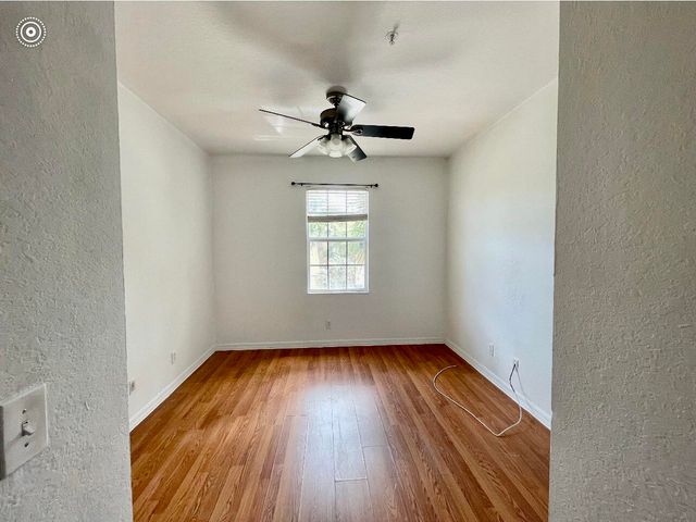 880 Pipers Cay Drive, West Palm Beach, FL 33415
