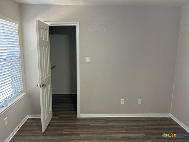 202 W Truman Avenue, Copperas Cove, TX 76522