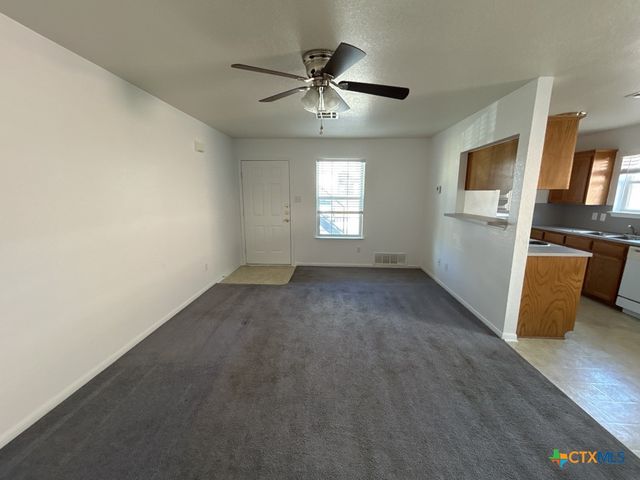 202 W Truman Avenue, Copperas Cove, TX 76522