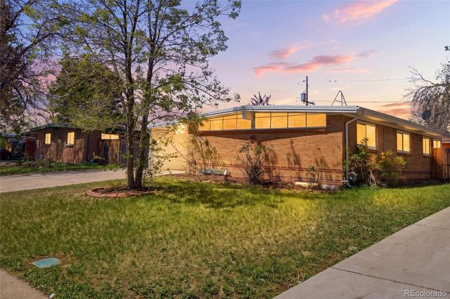 1349 S Chase Court, Lakewood, CO 80232