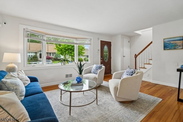 26 Rutgers Pl, Bloomfield Twp., NJ 07003