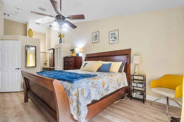 1804 Rosewood Way, Palm Beach Gardens, FL 33418