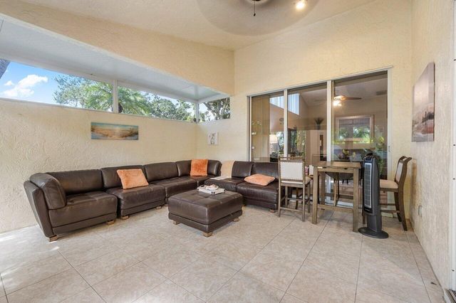 1804 Rosewood Way, Palm Beach Gardens, FL 33418