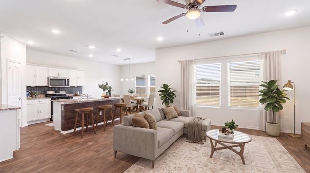 144 Harvest Creek DR, Uhland, TX 78640