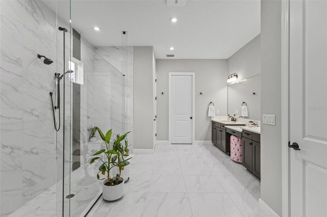 10342 MORNING MIST LANE, Sarasota, FL 34241