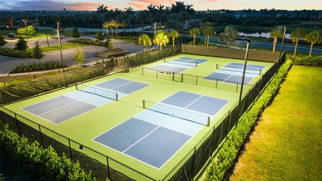 10342 MORNING MIST LANE, Sarasota, FL 34241
