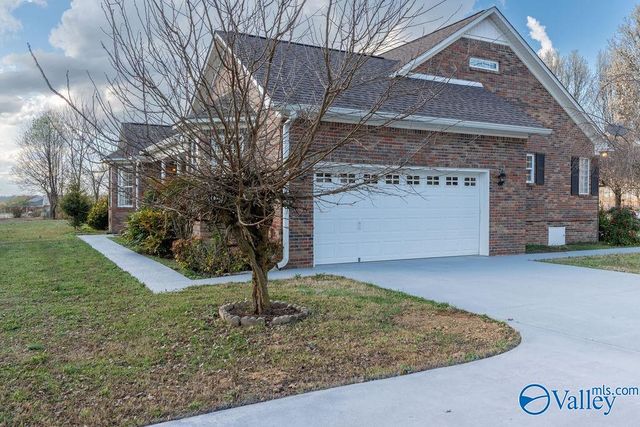 3592 Al Highway 35, Section, AL 35771