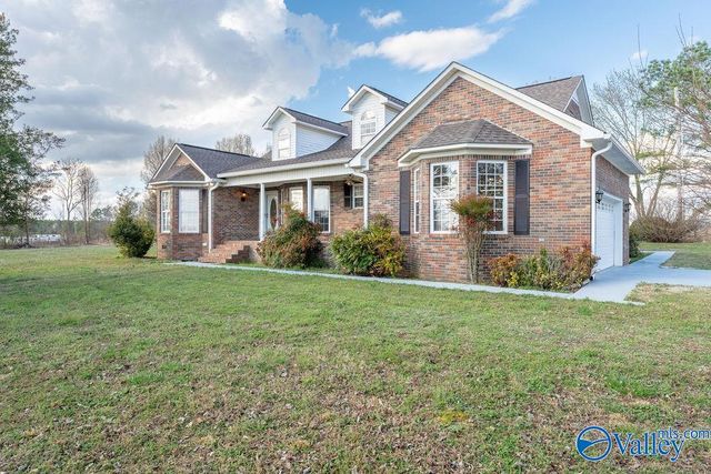 3592 Al Highway 35, Section, AL 35771