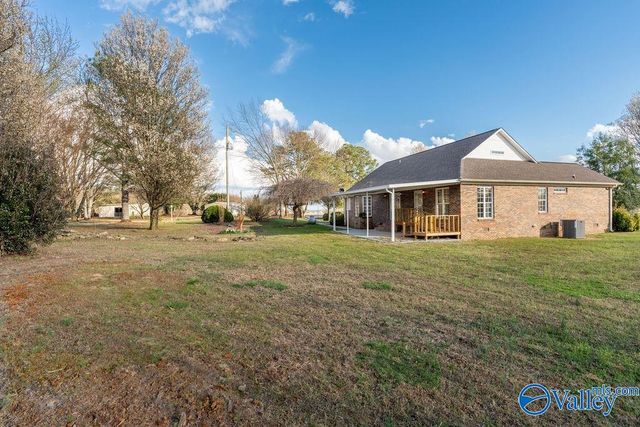 3592 Al Highway 35, Section, AL 35771