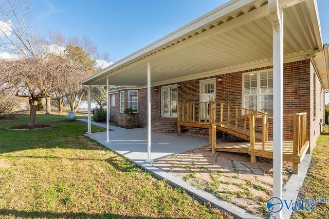 3592 Al Highway 35, Section, AL 35771