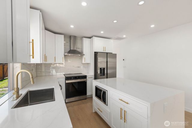 6648 S Lawrence Street, Tacoma, WA 98409
