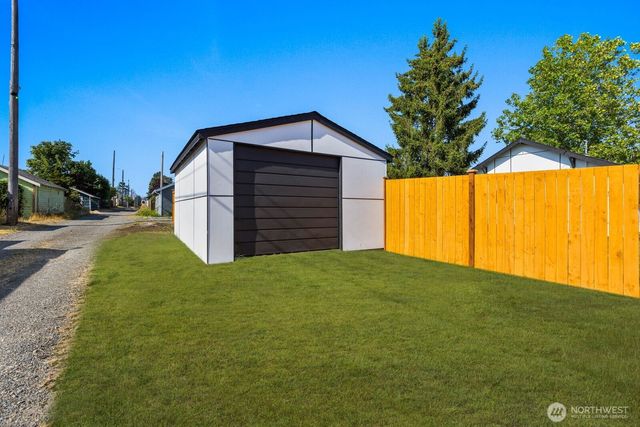 6648 S Lawrence Street, Tacoma, WA 98409