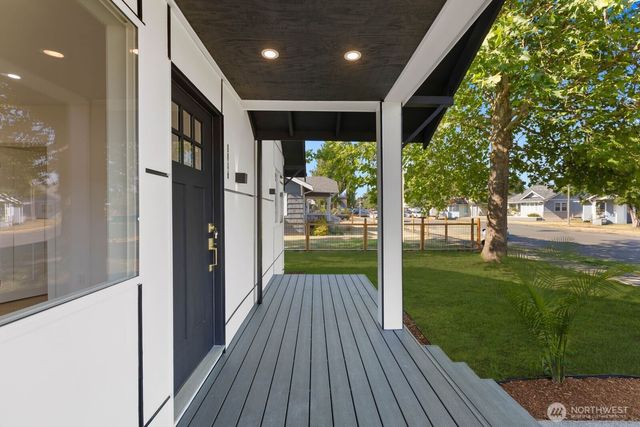 6648 S Lawrence Street, Tacoma, WA 98409